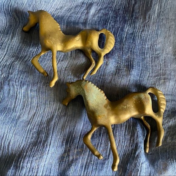 Set of Two Brass Horses - Picture 4 of 9